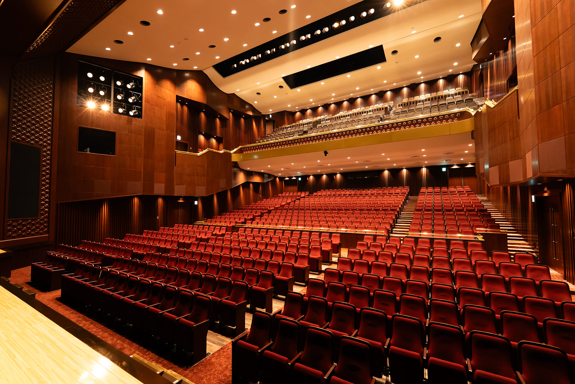 ニッショーホール